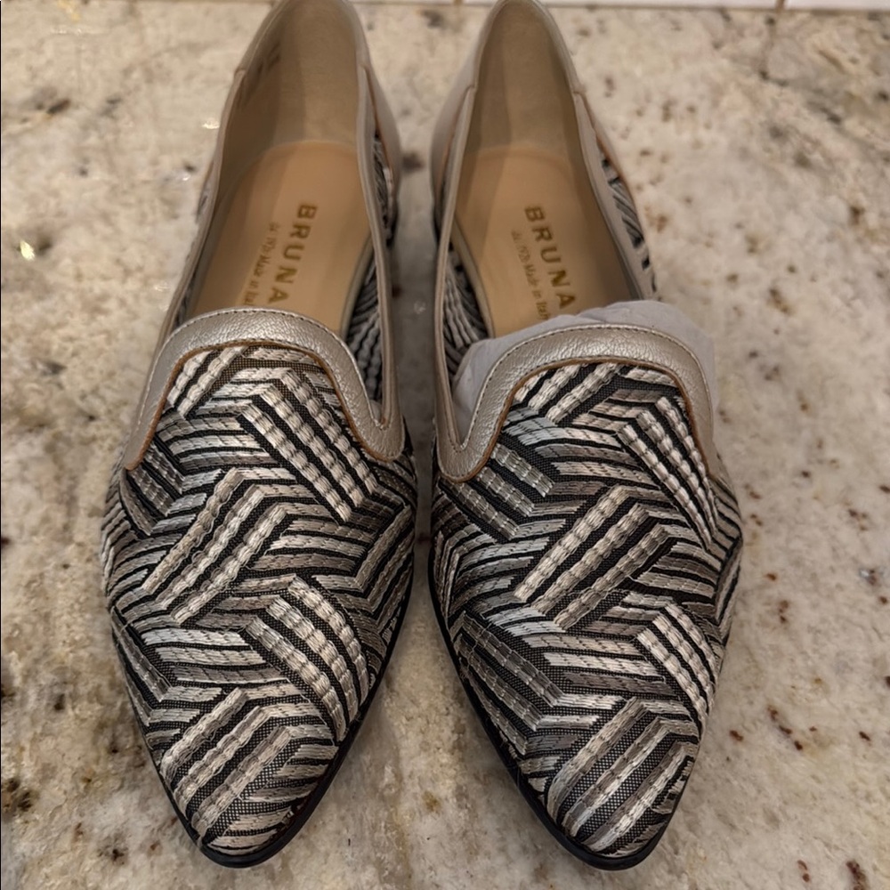 Women's Black and Gray Loafers